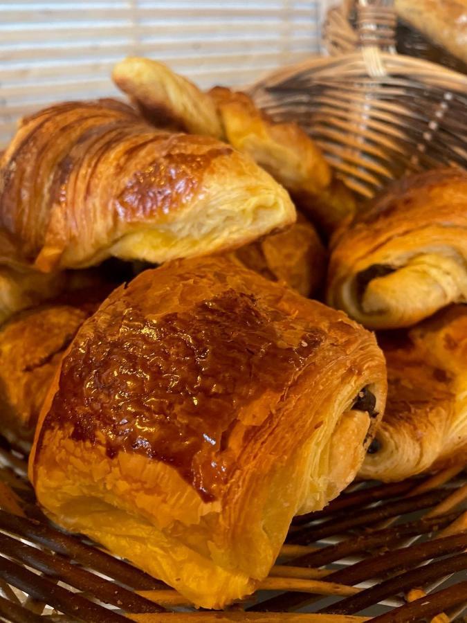 Logis Hotel - La Petite Rade Le Havre Kültér fotó