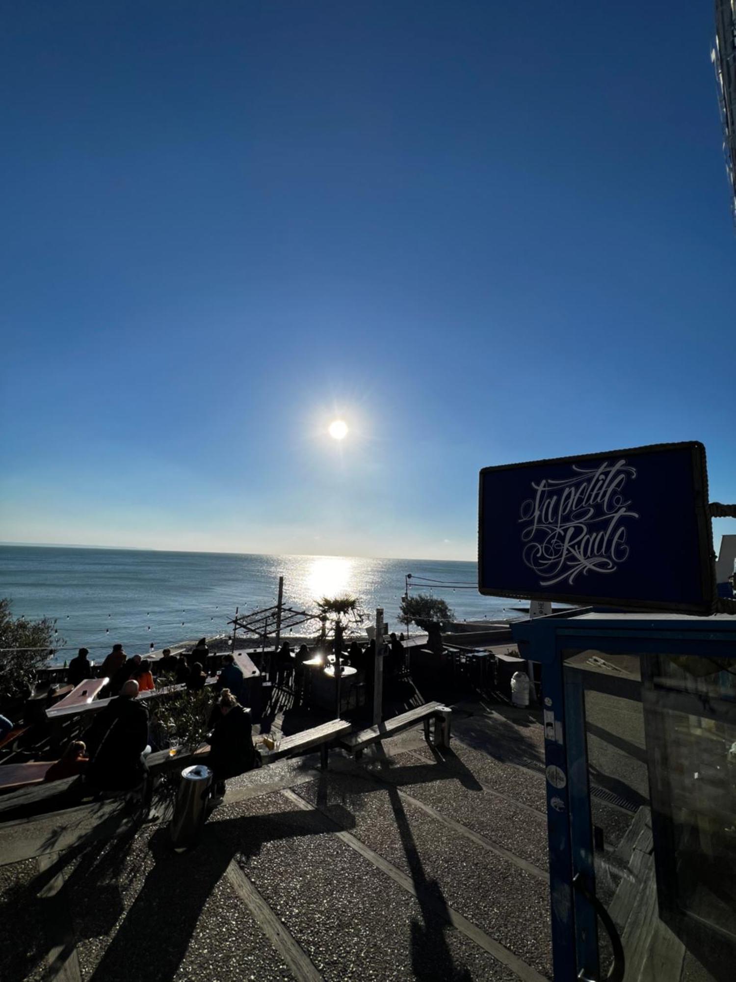 Logis Hotel - La Petite Rade Le Havre Kültér fotó