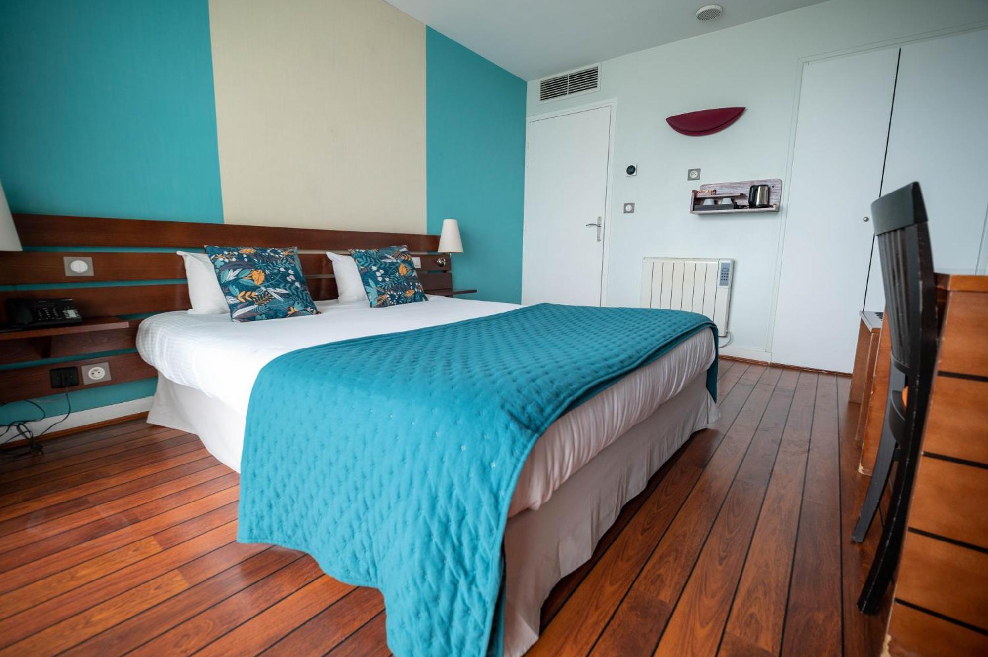 Logis Hotel - La Petite Rade Le Havre Kültér fotó