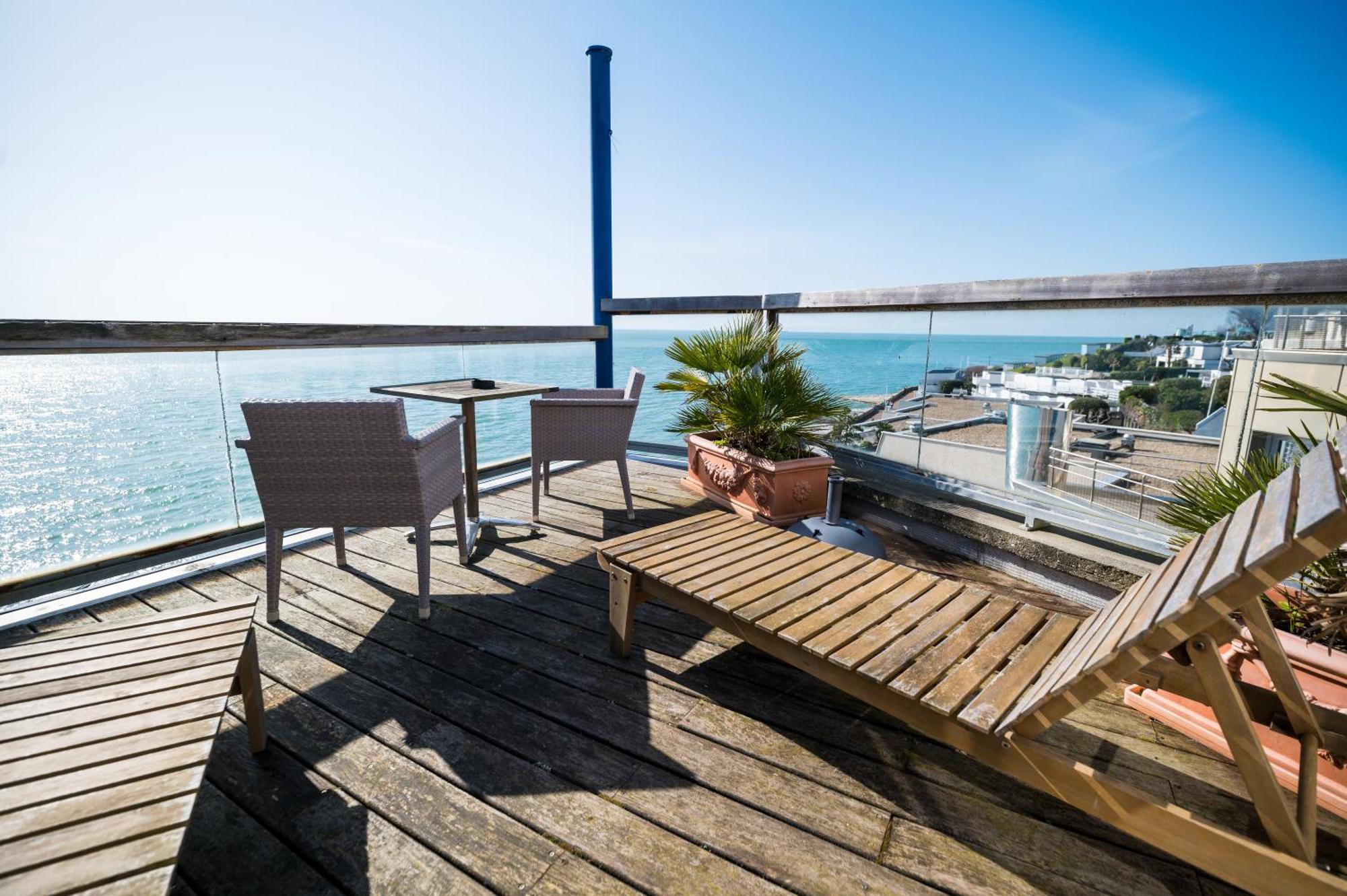 Logis Hotel - La Petite Rade Le Havre Kültér fotó