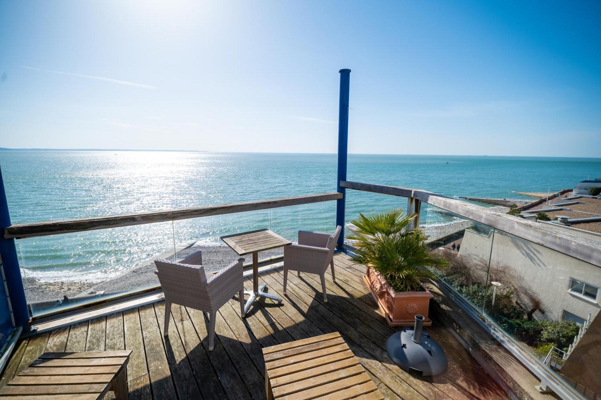 Logis Hotel - La Petite Rade Le Havre Kültér fotó